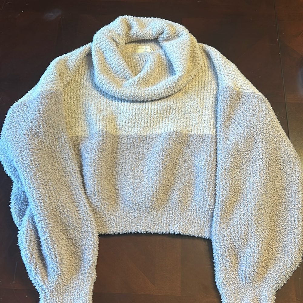 Ladies beige soft, cozy cowl neck cropped warm sweater M/L by Dreamer by debut